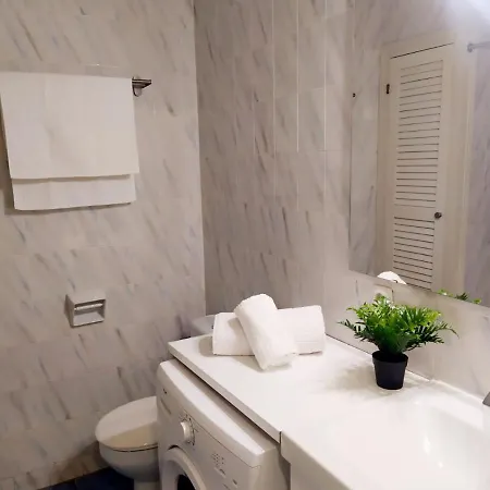 Cheap & Chic: Apartamento En * Son Bou