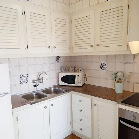 Cheap & Chic: Apartamento En Son Bou